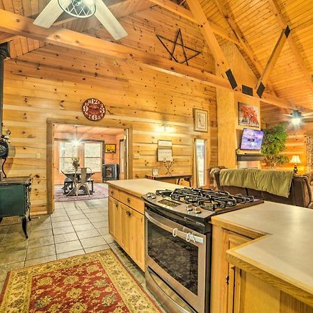 Quiet, Woodsy Retreat Deck And Kentucky Lake Access New Concord Exterior photo